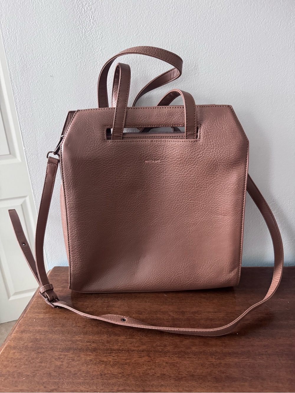 Minimalist Mauve Faux Leather Tote with Removable Strap